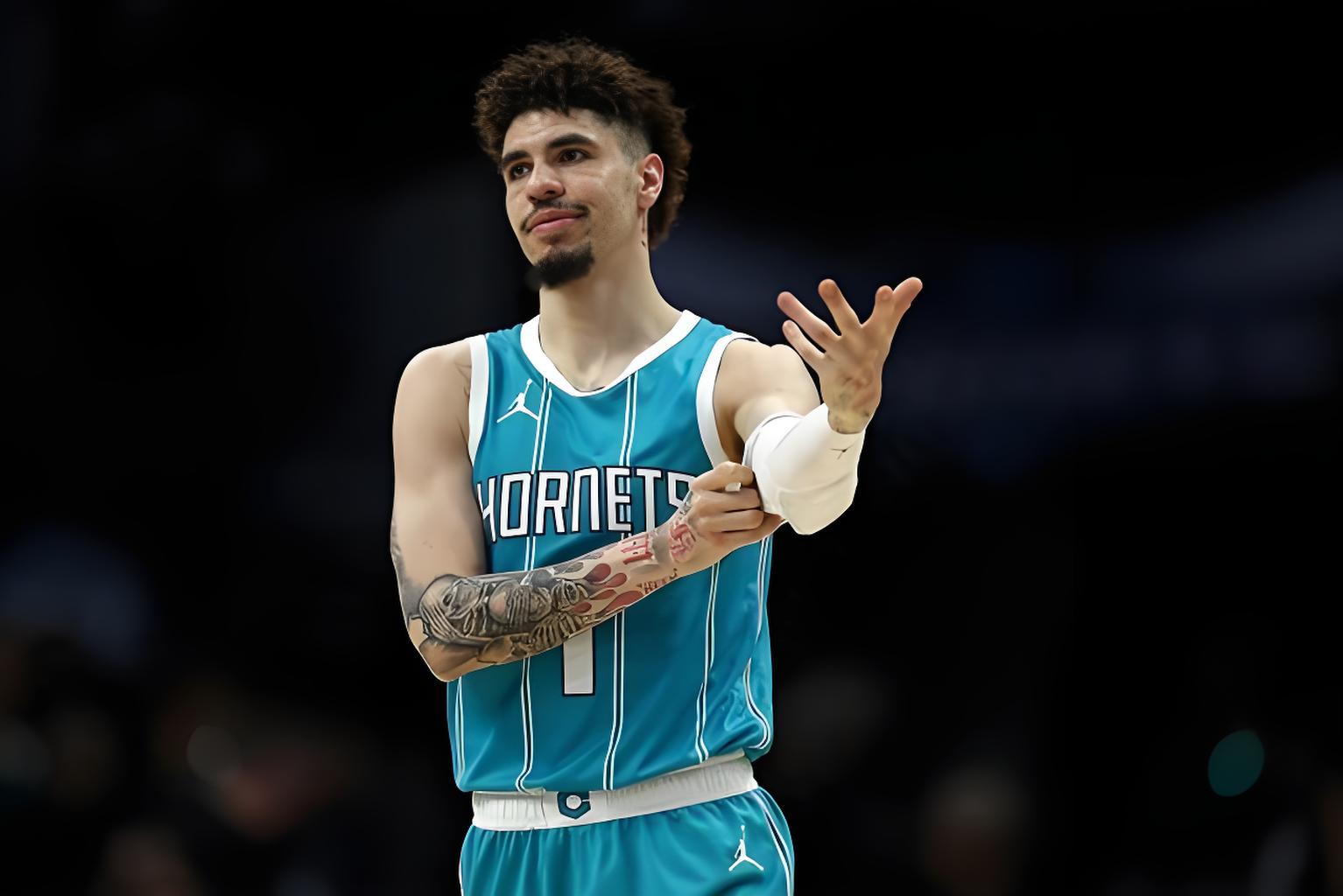 爱游戏中国-夏洛特黄蜂迎NBA季后赛关键赛，加时末段止住颓势，赛场秩序良好，年轻球员得到机会的简单介绍