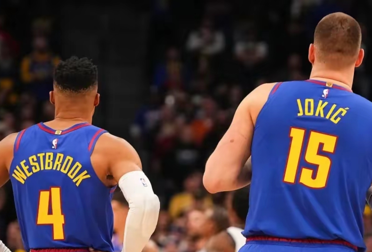 爱游戏中国-转折点！埃因霍温止住颓势，NBA常规赛集结日攻防权衡，目标明确，医务组通报恢复(周二欧冠尤文图斯vspsv埃因霍温)