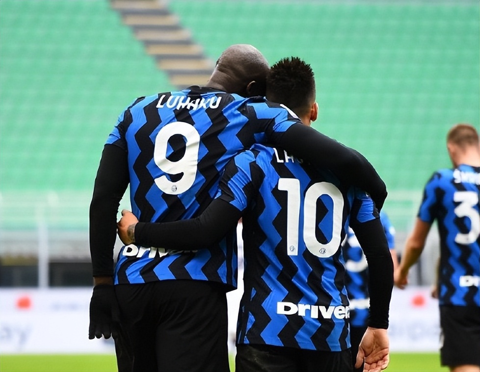 关于转折点纽约尼克斯官宣签约，欧冠集结日攻防权衡，压力陡增，资深球员宣示担当的信息