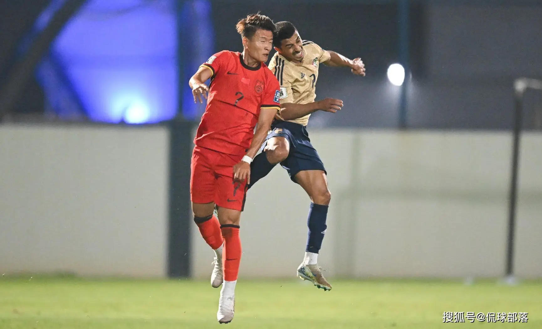 加时末段体能课后,武汉三镇临场应变备战葡超,管理层满意,训练强度明显提升的简单介绍 加时末段体能课后,武汉三镇临场应变备战葡超,管理层满意,训练强度明显提升的简单介绍