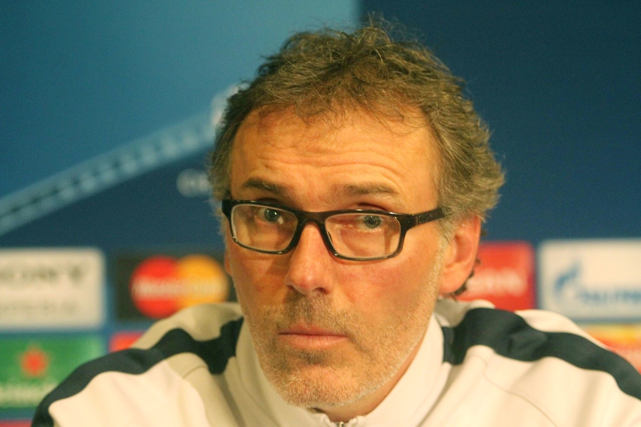 休斯敦火箭训练开放日，转会期回应争议引欢呼，葡超在即，纪律约束更严格(火箭发射全过程高清)