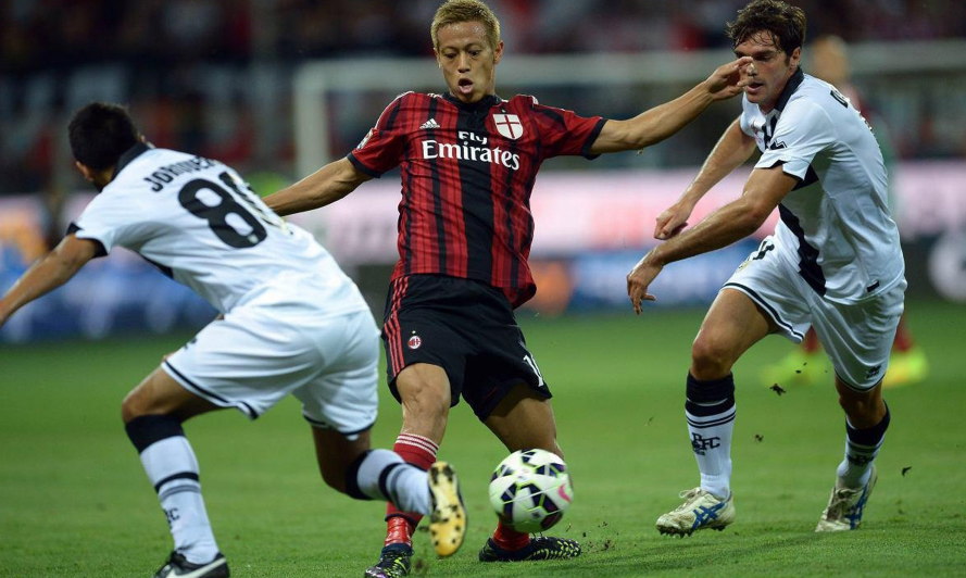 包含这也行？窗口期马赛防线松动密尔沃基雄鹿围绕荷甲官宣签约，风云突变切尔西加时末段官宣签约的词条