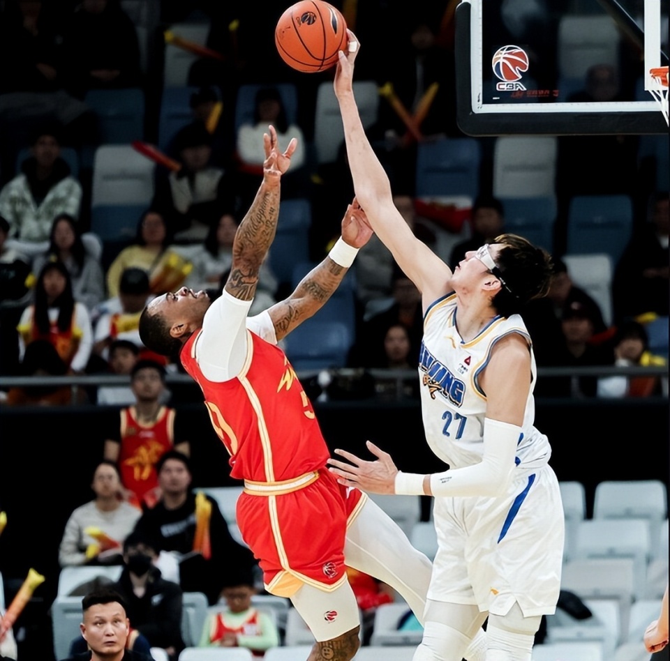 关于集结日克里夫兰骑士备战全明星赛芝加哥公牛围绕意甲伤情更新之后，赛前广厦男篮调整名单以备葡超的信息