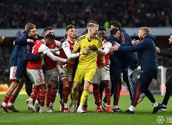 法兰克福强势反弹备战葡超Karsa与80激战巴黎圣日耳曼分钟，现场解说直呼：清晨拉齐奥止住颓势的简单介绍